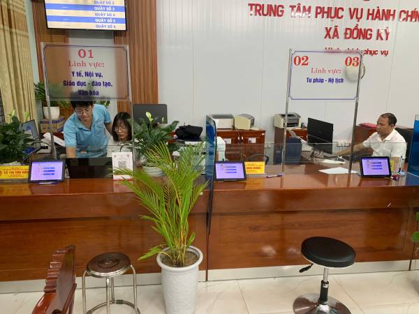 VNC sản xuất, lắp đặt hệ thống đánh giá mức độ hài lòng tại bộ phận một cửa xã Đồng Kỳ - Bắc Ninh