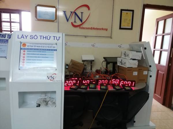 VNC QMS hoàn thiện sản xuất hệ thống xếp hàng tự động tại bộ phận 1 cửa Huyện Hải Hậu - Nam Định