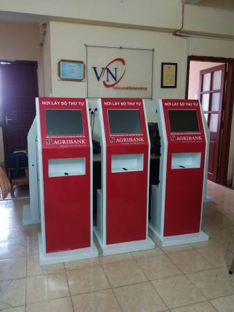 VNC hoàn thiện sản xuất, cung cấp hệ thống xếp hàng tự động 03 PGD Agribank chi nhánh Sóc Sơn Hà Nội