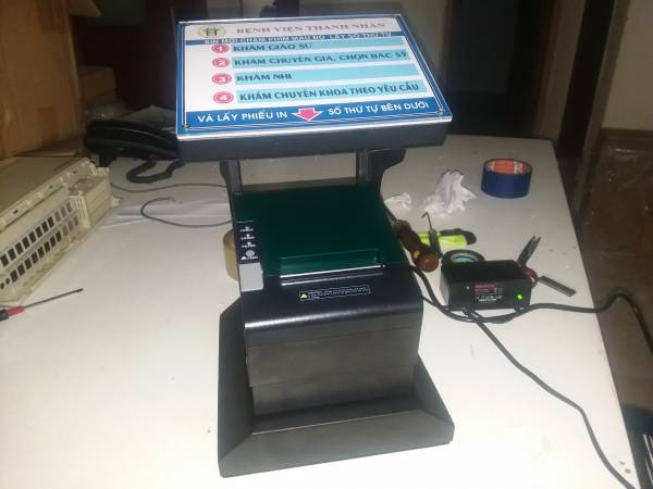 VNC hoàn thiện sản xuất cung cấp máy in số thứ tự để bàn VNC PR1 cho phòng siêu âm - TTYT huyện Yên Lạc