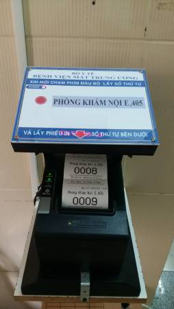VNC hoàn thiện sản xuất, cung cấp máy in số thứ tự tại bệnh viện mắt Hà Nội 2