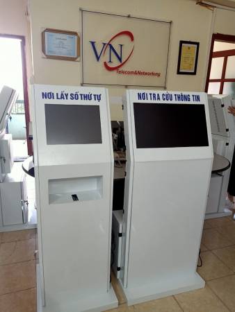 VNC sản xuất, cung cấp hệ thống xếp hàng tự động, kiosk tra cứu thông tin tại UBND huyện Yên Khánh - Ninh Bình