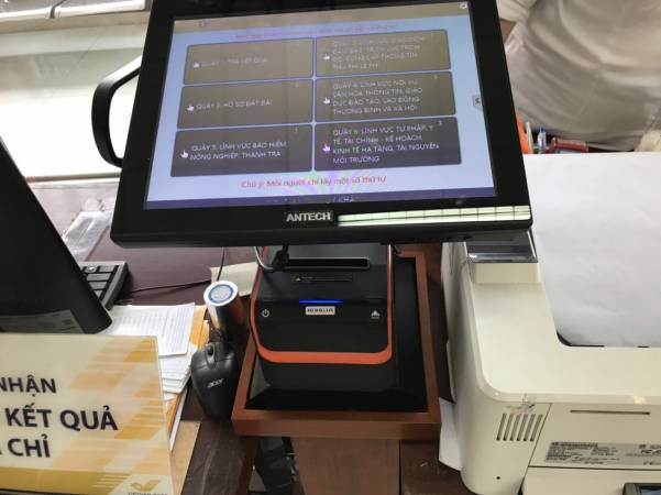 VNC QMS SOFT hoàn thiện sản xuất, cung cấp lắp đặt hệ thống xếp hàng tự động tại UBND huyện Cần Đước - Long An