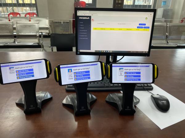 VNC hoàn thiện cài đặt hệ thống đánh giá chất lượng tại UBND huyện Hóc Môn - TP Hồ Chí Minh