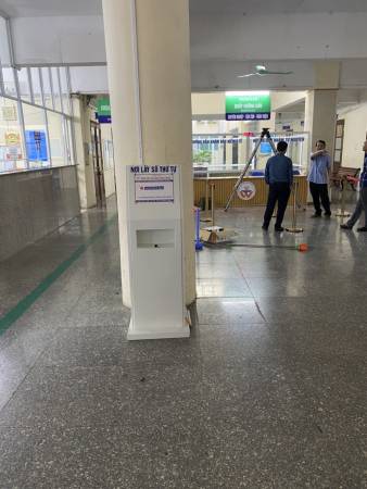 VNC QMS hoàn thiện sản xuất lắp đặt hệ thống xếp hàng tự động tại Bệnh viện tâm thần trung ương I