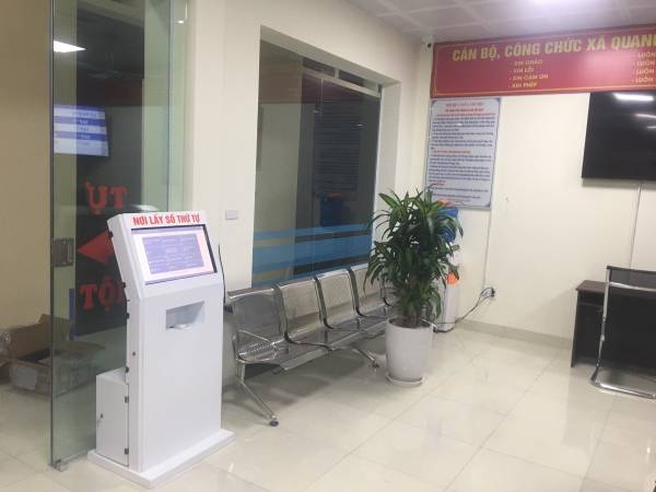 VNC QMS SOFT hoàn thiện sản xuất, cung cấp lắp đặt hệ thống xếp hàng tự động, hệ thống đánh giá mức độ hài lòng tại bộ phận một cửa xã Quang Châu - huyện Việt Yên - Bắc Giang
