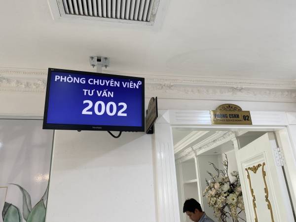 VNC QMS SOFT hoàn thiện sản xuất cung cấp lắp đặt hệ thống xếp hàng tự động tại BỆNH VIỆN CHUYÊN KHOA THẨM MỸ JT ANGEL