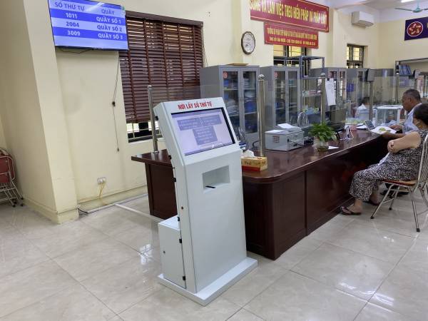 VNC QMS SOFT hoàn thiện sản xuất cung cấp lắp đặt hệ thống xếp hàng tự động, hệ thống đánh giá mức độ hài lòng tại bộ phận 1 cửa tại xã Tân Hội, UBND huyện Đan Phượng - Hà Nội