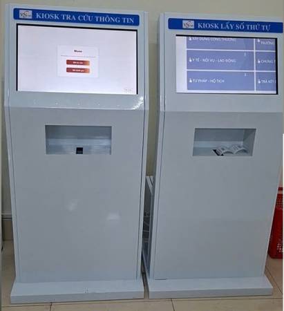 VNC QMS hoàn thiện sản xuất, cung cấp hệ thống xếp hàng tự động, Kiosk tra cứu thông tin, hệ thống đánh giá mức độ hài lòng tin tại xã Văn Giang, tỉnh Hưng Yên