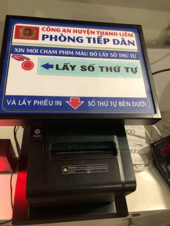 VNC QMS hoàn thiện sản xuất, cung cấp lắp đặt hệ thống xếp hàng tự động cho bộ phận một cửa công an huyện Thanh Liêm - Hà Nam