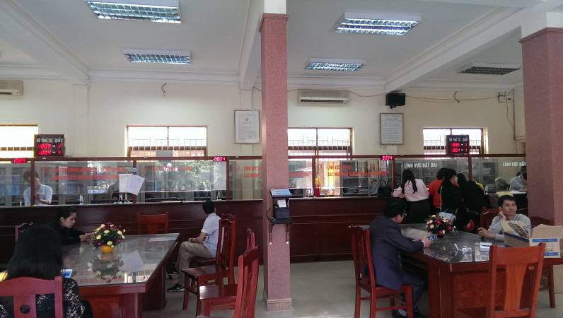 VNC hoàn thiện sản xuất, cung cấp, lắp đặt hệ thống xếp hàng tự động bộ phận 1 cửa UBND Huyện Bình Xuyên - Vĩnh Phúc