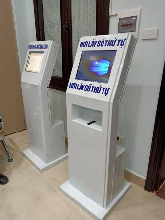 VNC hoàn thiện việc cung cấp lắp đặt hệ thống xếp hàng tự động tại BVĐK Đại An - Thiệu Hóa - Thanh Hóa