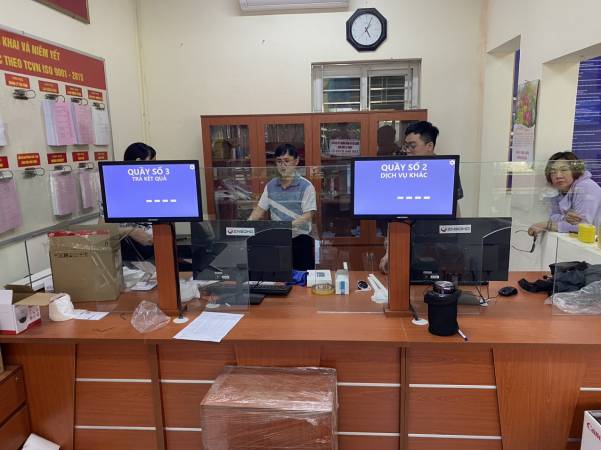 VNC QMS SOFT hoàn thiện sản xuất, cung cấp lắp đặt hệ thống xếp hàng tự động, hệ thống đánh giá mức độ hài lòng tại bộ phận một cửa phường Phúc Diễn - quận Bắc Từ Liêm - Hà Nội